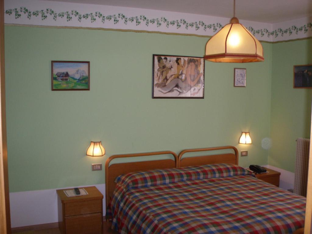 Albergo Ombrettola Фалькаде Номер фото